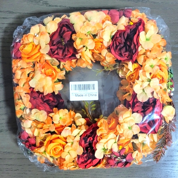 Hydrangea Wreath - Picture 4 of 5